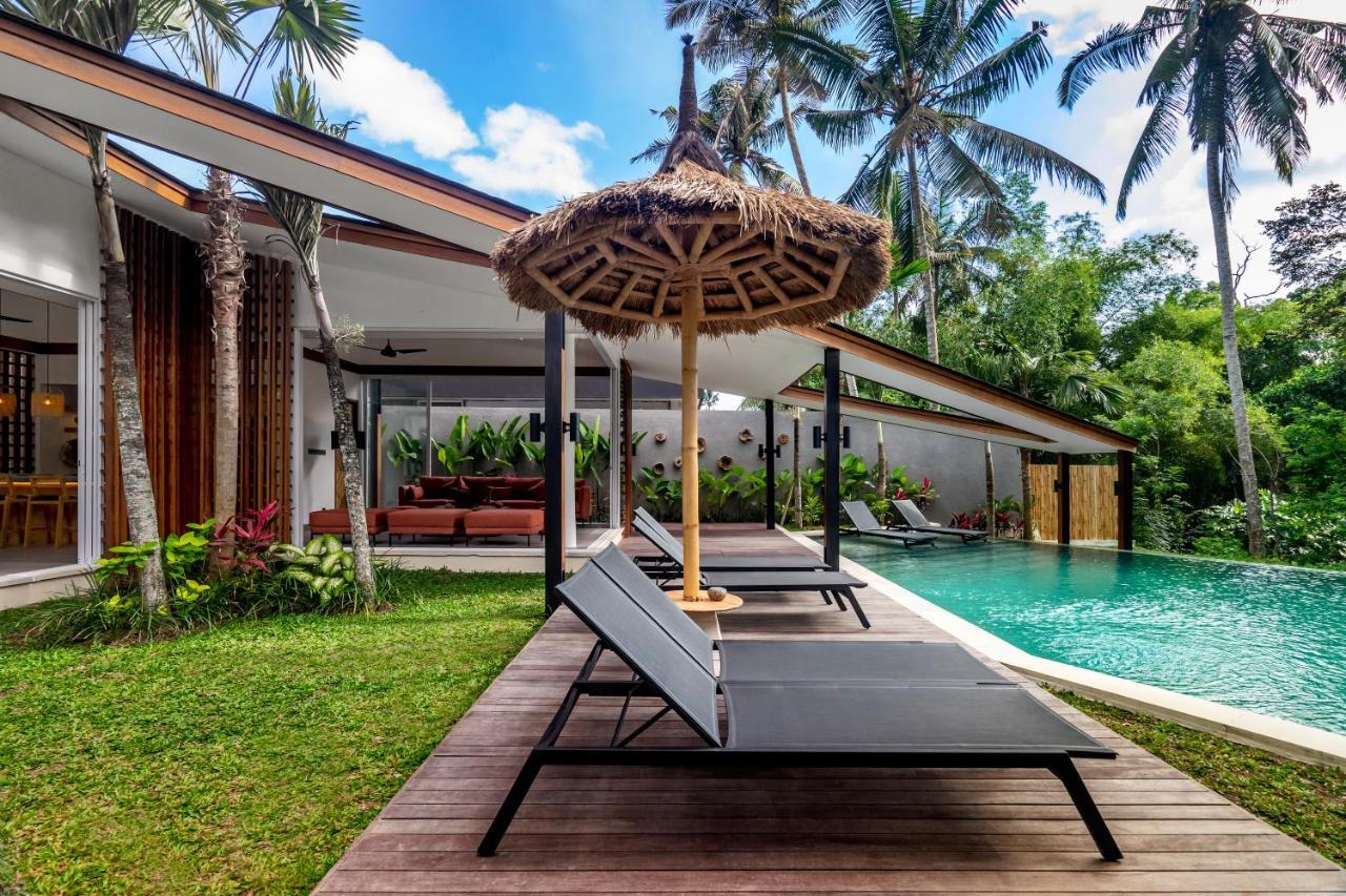 Villa Crazy Roof By Balisuperhost Ubud  Exterior photo